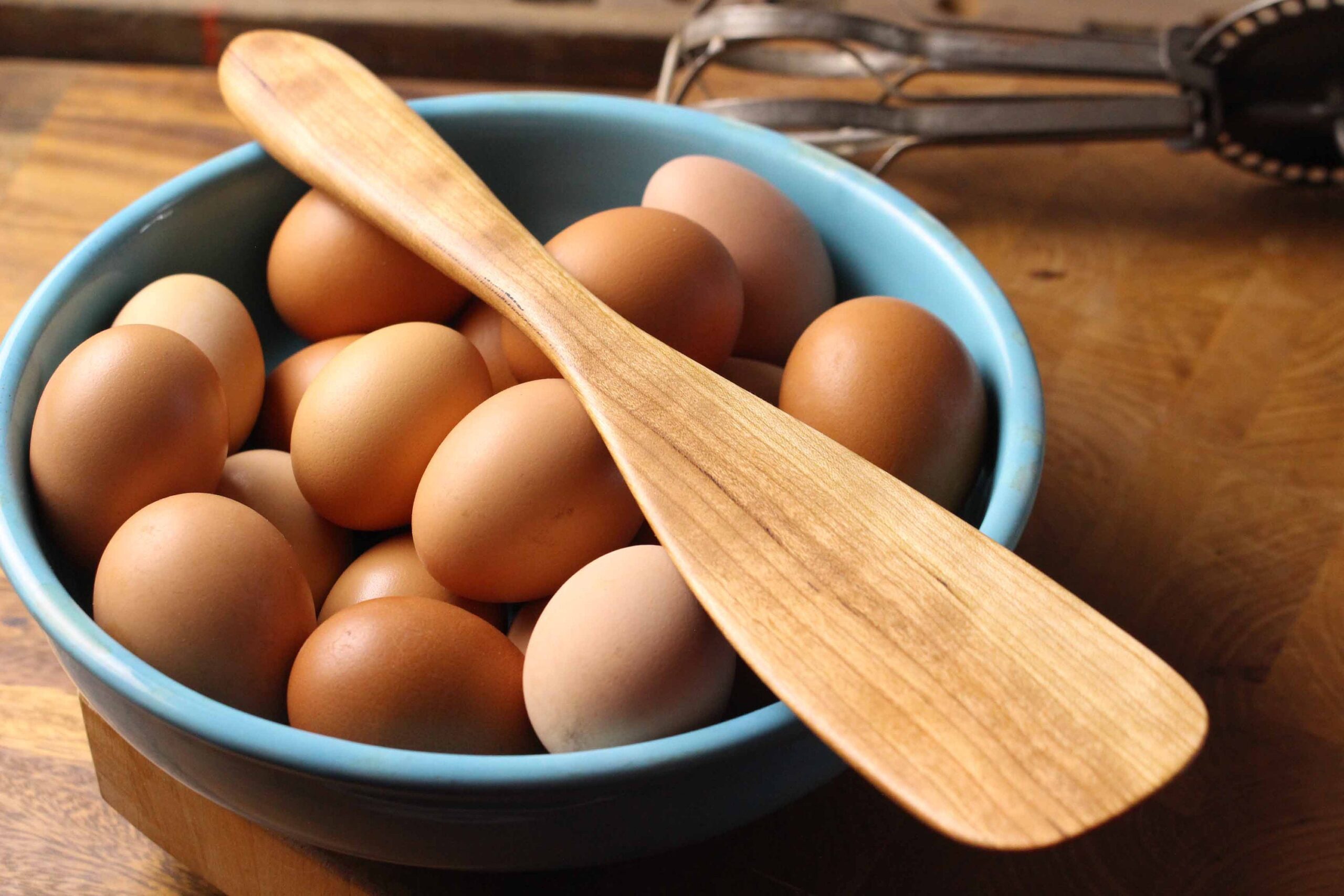 Handmade wooden spurtle for all kinds of jobs in the kitchen - Image 4